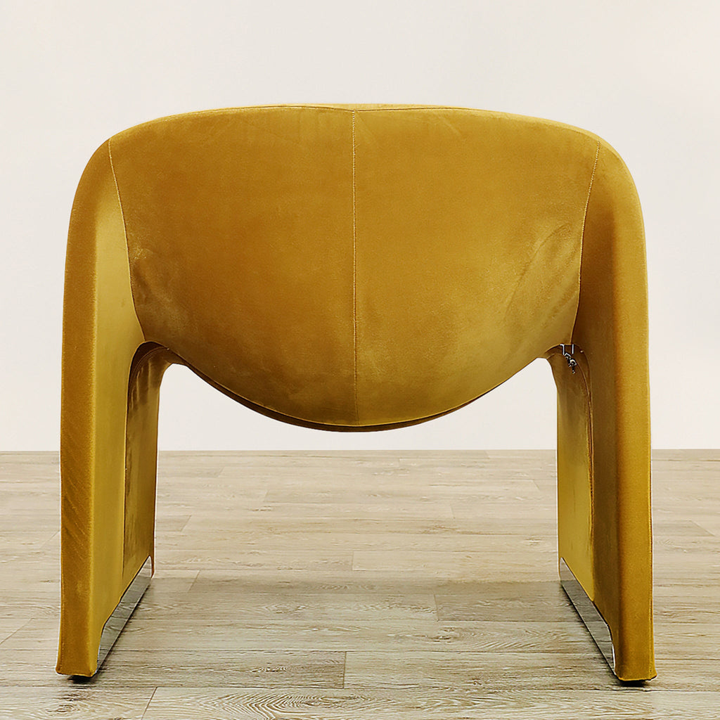 Alex <br>  Armchair Lounge Chair