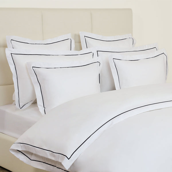 Duvet Cover <br>The Hotel Collection <br>100% Egyptian Cotton 300TC